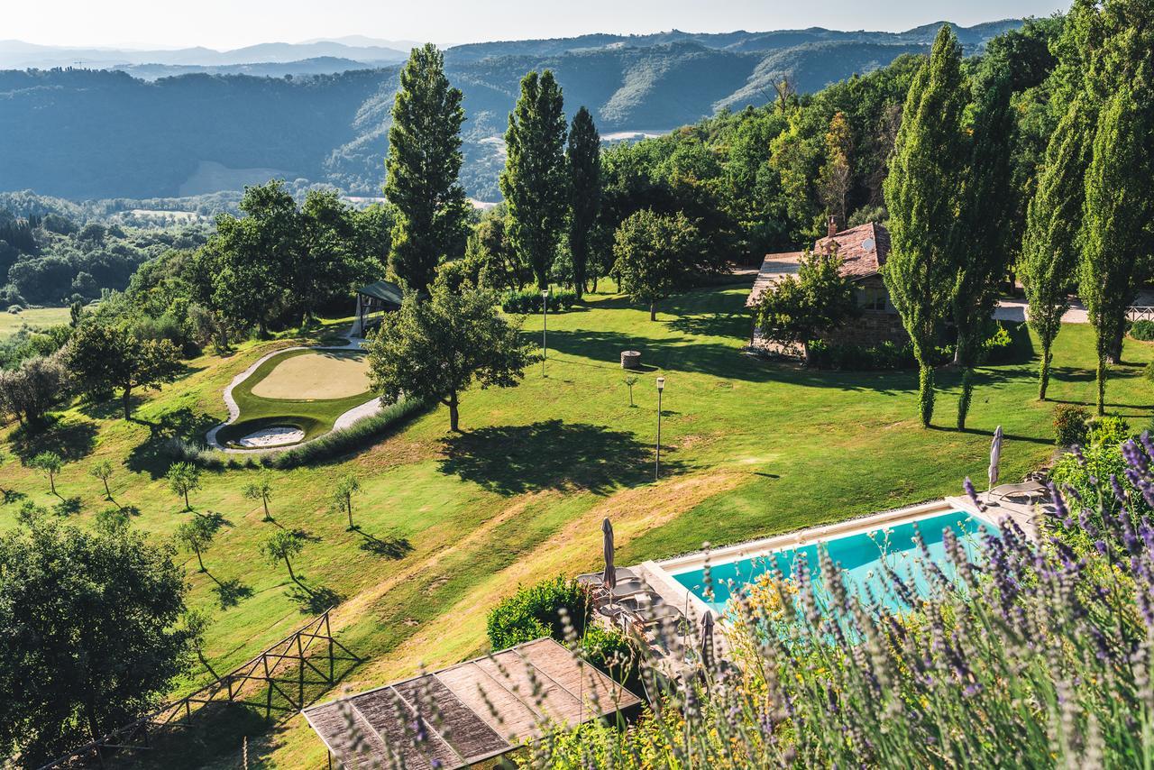 Nikis Resort Gubbio Exterior foto